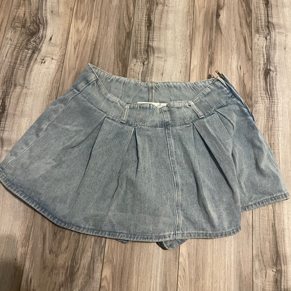 Mini skirt